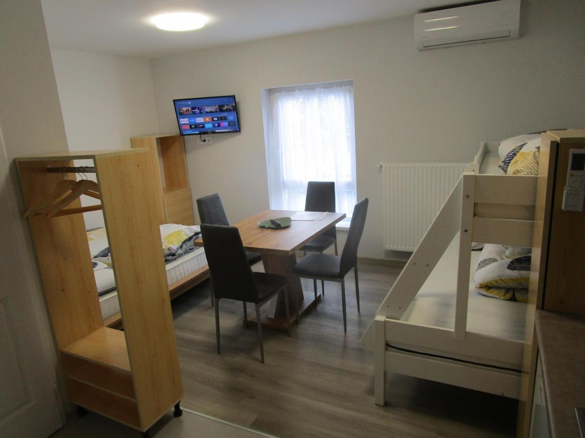 Veroland Maganszallashely Hódmezővásárhely Exterior foto